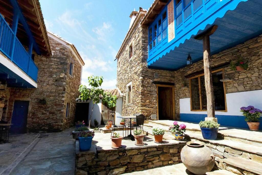 Casa Camarga Villa Santiago Millas Екстериор снимка
